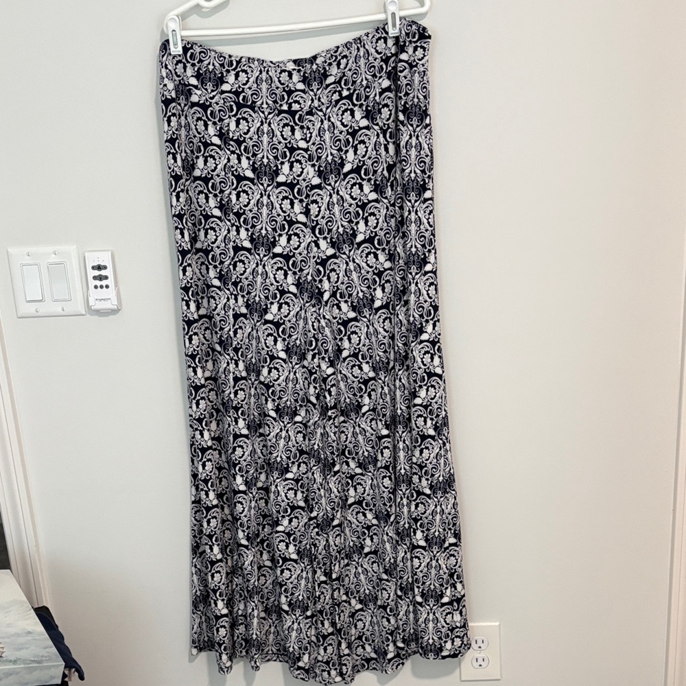 Cato Navy and White Wide Leg Pants